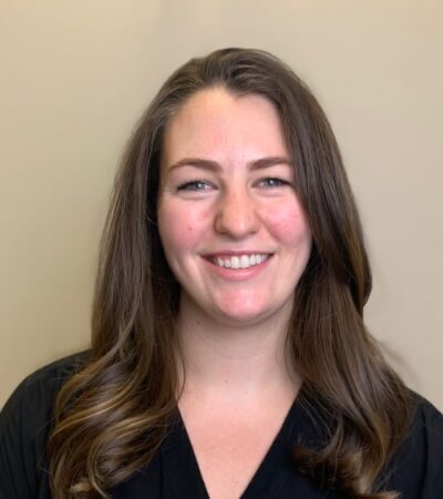Dr.-Julia-Cassidy-PT-DPT-Connections-Physical-Therapy-Metrowest-MA